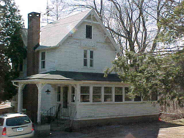 Building photograph for 413 LIME ROCK ROAD